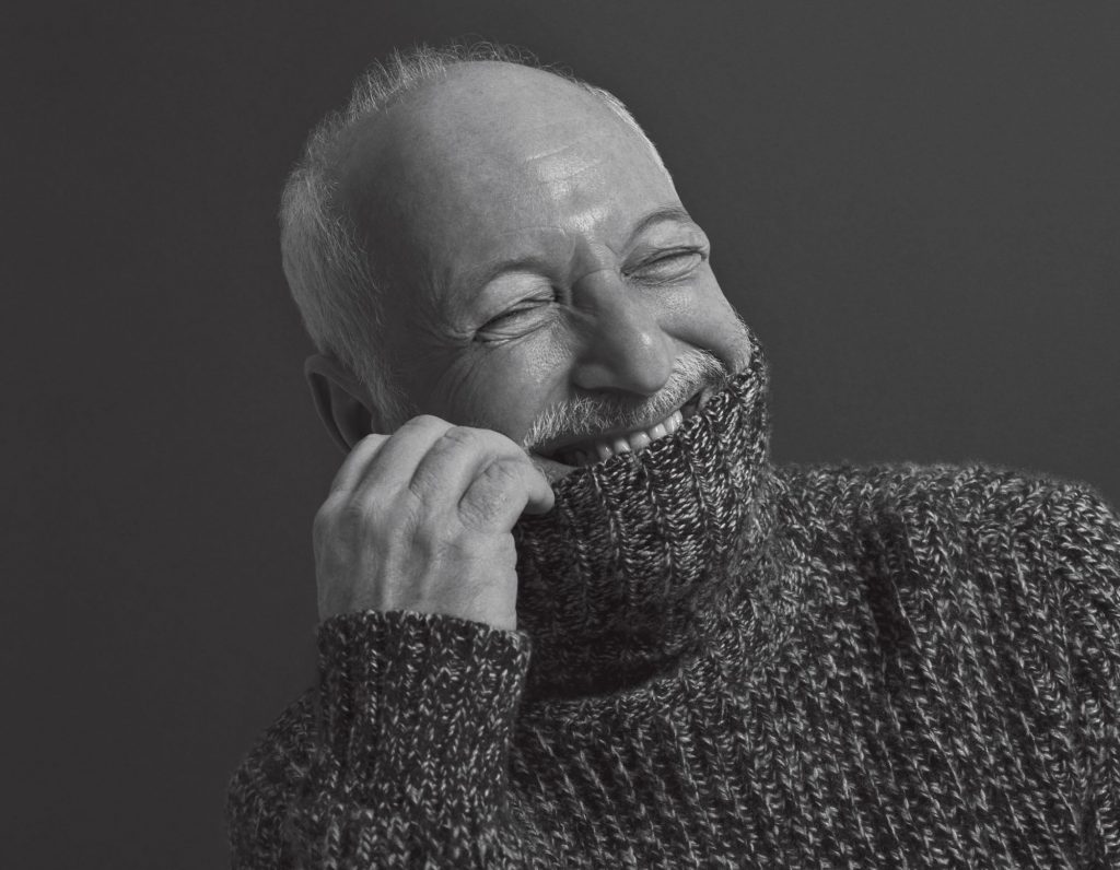 Il nuovo libro di André Aciman, l'autore di «Chiamami col tuo nome», è da  comprare al volo. Recensione